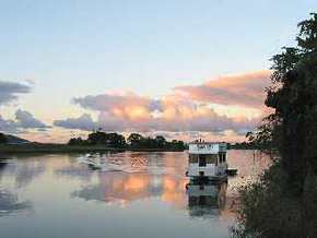 Tweed River House Boats - Restaurant Gold Coast 1