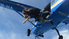 Skydive The Beach - Restaurant Gold Coast 1