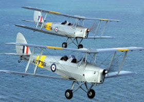 Vintage Tiger Moth Joy Flights - Restaurant Gold Coast 2