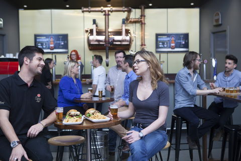 Carlton Brewhouse - Restaurant Gold Coast 6