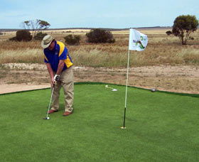 Nullarbor Links World's Longest Golf Course Australia - Restaurant Gold Coast 0