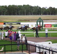 Pinjarra Race Club - Restaurant Gold Coast