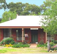 Stacey Studio Gallery  Almond Grove BB - Restaurant Gold Coast