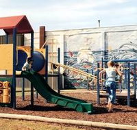 Susan Wilson Memorial Playground - Restaurant Gold Coast
