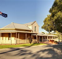 Tjilbruke Trail Monument and Kingston Park Coastal Reserve - Restaurant Gold Coast