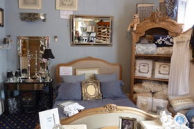 Monclair Of Latrobe &  Madame M  CAFE - Restaurant Gold Coast 0