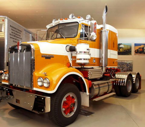 National Road Transport Hall Of Fame - Restaurant Gold Coast 4