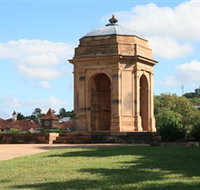 Windsor War Memorial Park - Restaurant Gold Coast