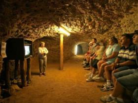 Miners Heritage Walk-In Mine - Restaurant Gold Coast 0