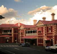 Historic Walk Through Mort Estate - Restaurant Gold Coast