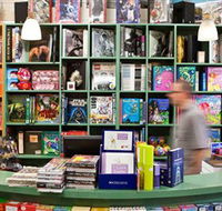 Lorne Beach Books - Restaurant Gold Coast