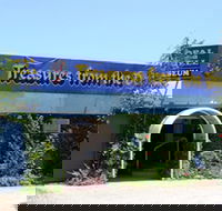 Treasures from the Deep - Opal and Shell Museum - Restaurant Gold Coast