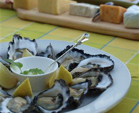 Oyster Shed On Wray Street - Restaurant Gold Coast 0