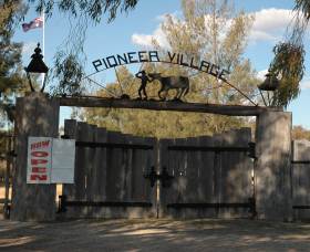 Inverell Pioneer Village - Restaurant Gold Coast 0