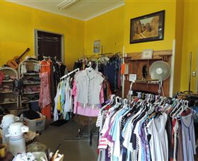 Walwa Community Shop - Restaurant Gold Coast 1