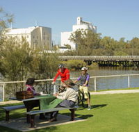 Avon River - Restaurant Gold Coast