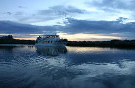 Tamboi Queen Cruises - Restaurant Gold Coast 1