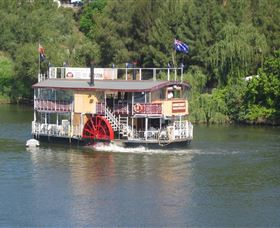 Hawkesbury Paddlewheeler - Restaurant Gold Coast 0