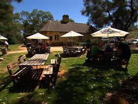 Overland Corner Hotel - Restaurant Gold Coast 3