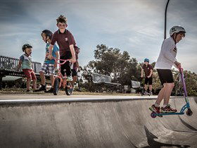 Yankalilla Lions Youth Park - Restaurant Gold Coast 3
