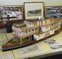 Wentworth Model Paddlesteamer Display - Restaurant Gold Coast