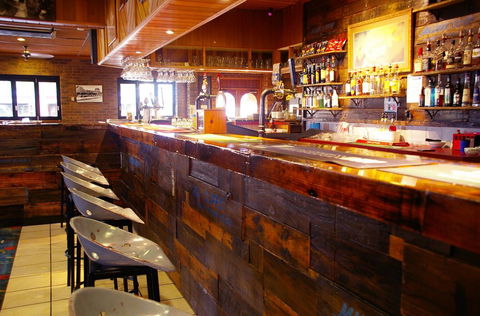 Crown Hotel Wentworth - Restaurant Gold Coast 5