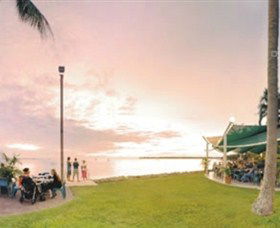 Darwin Trailer Boat Club - Restaurant Gold Coast 4