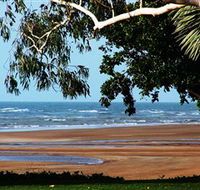 Beachfront Hotel - Restaurant Gold Coast