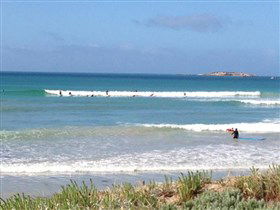Beachport Surf Beach - Restaurant Gold Coast 0