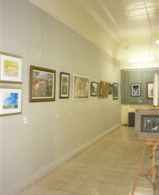 Outback Arts Gallery - Restaurant Gold Coast 0