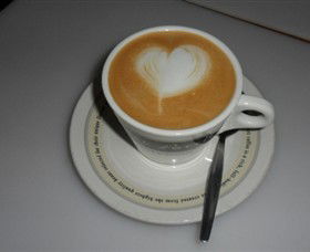 Breretons Bakery And Coffee Lounge - Restaurant Gold Coast 2
