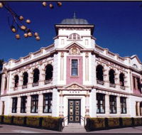 Moree Plains Gallery - Restaurant Gold Coast