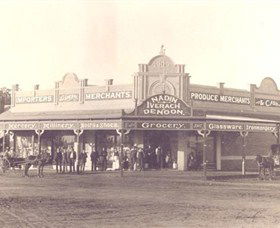 Up-To-Date Store Cultural And Learning Precinct - Restaurant Gold Coast 2