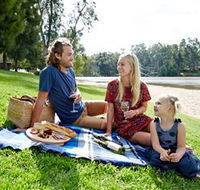 Wagga Beach - Restaurant Gold Coast
