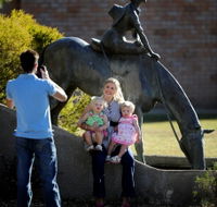 Dorothea Mackellar Memorial Statue - Restaurant Gold Coast
