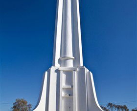 Monument Hill - Restaurant Gold Coast 2