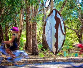Wagirra Trail And Yindyamarra Sculpture Walk - Restaurant Gold Coast 0
