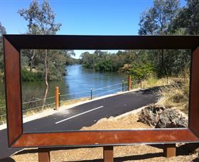 Wagirra Trail And Yindyamarra Sculpture Walk - Restaurant Gold Coast 2