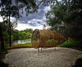 Wagirra Trail And Yindyamarra Sculpture Walk - Restaurant Gold Coast 5