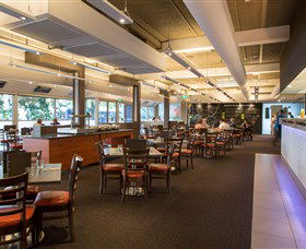 Canberra Tradesmen's Union Club - Restaurant Gold Coast 0
