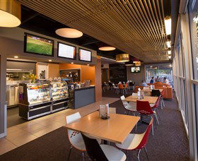 Canberra Tradesmen's Union Club - Restaurant Gold Coast 3