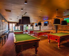 Civic Pub - Restaurant Gold Coast 0