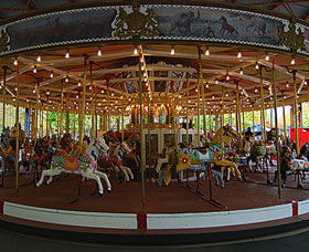 Merry-Go-Round - Restaurant Gold Coast 0