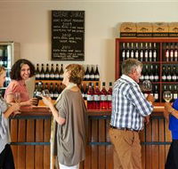 Upper Reach Winery and Cellar Door - Restaurant Gold Coast