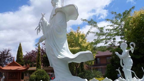 Sakyamuni Buddhist Centre/Van Hanh Monastery - Restaurant Gold Coast 3