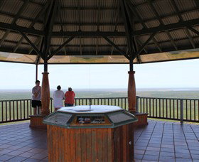 Wild Horse Mountain Lookout - Restaurant Gold Coast 3