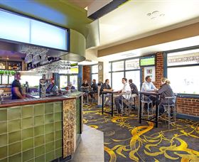 The Exchange Hotel - Beaumont - Restaurant Gold Coast 3