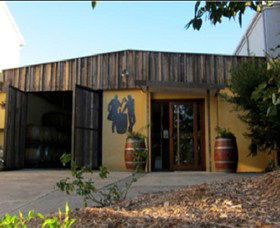 Inner City Winemakers - Restaurant Gold Coast 0