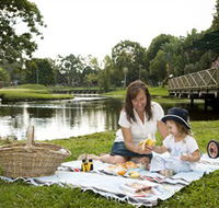 Doug Larsen Park - Restaurant Gold Coast