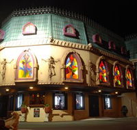 Draculas Cabaret Restaurant - Restaurant Gold Coast